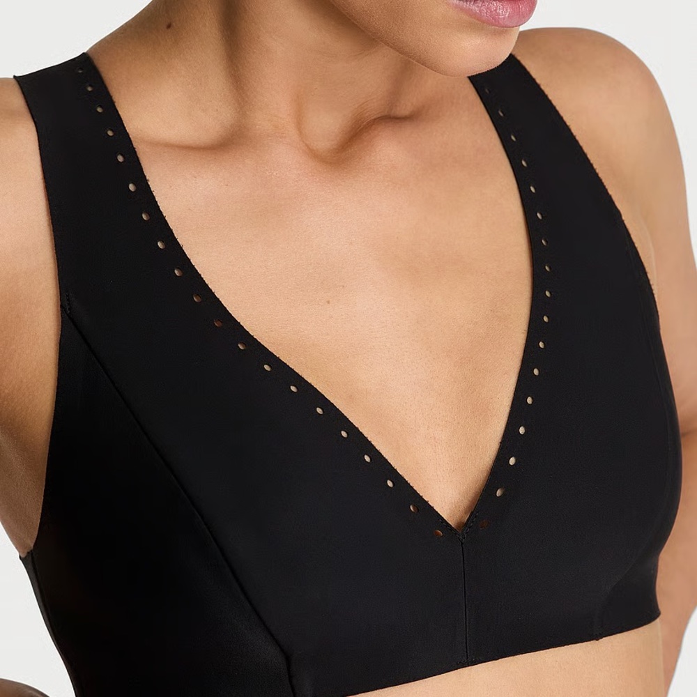 Black V-Neck Women's sports bra